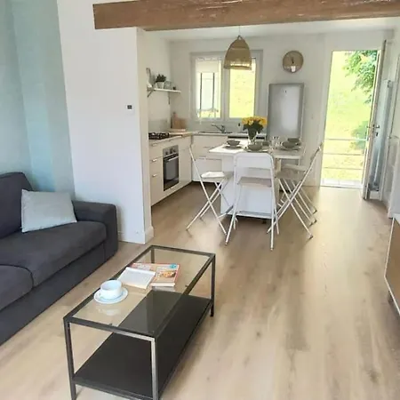 Maisonnette Au 15 Auxerre Exterior foto